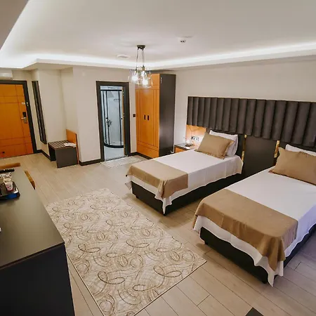 Aktas Lights מלון טראבזון