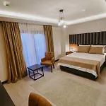Hotel Aktas Lights *