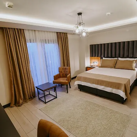 Hotel Aktas Lights *