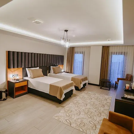 Hotel Aktas Lights