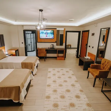 Hotel Aktas Lights *